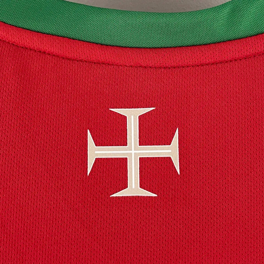 Portugal Retro Home Jersey 2006 - 90KITS