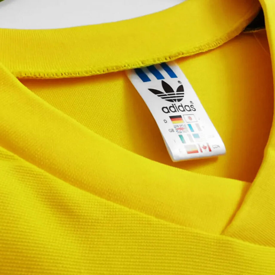 Wales Retro Away Jersey 1982 - 90KITS
